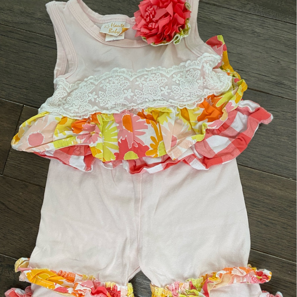 Haute baby girl set 24 months